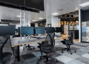 bespoke-office-solutions-desks