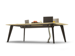 Office-table-hot-desking-collaboration
