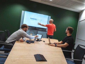 tech-led-office-furniture-next-generation-meeting-video-conferencing